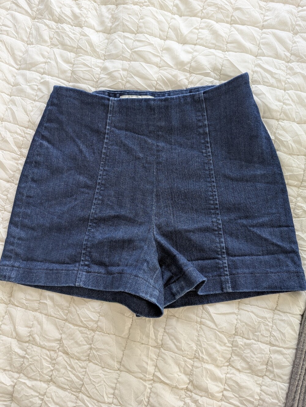 Kate Spade Broome St. Denim Shorts Size 23